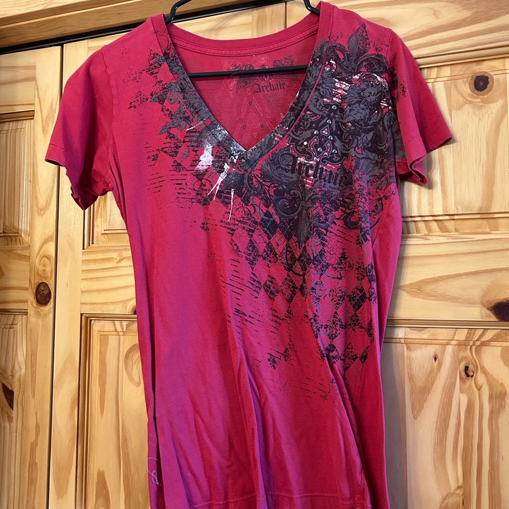 Red Graphic V-Neck Women’s Top